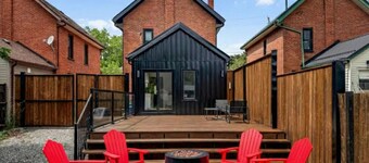 Renovated, near DT, FAST Wi-Fi, free parking | TS