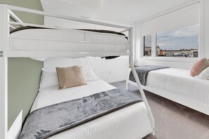 3 chambres, bureau, lit parapluie, Wi-Fi gratuit