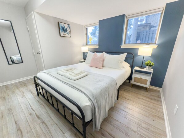 2 chambres, bureau, lit de bébé portatif, accès au Wi-Fi (inclus)
