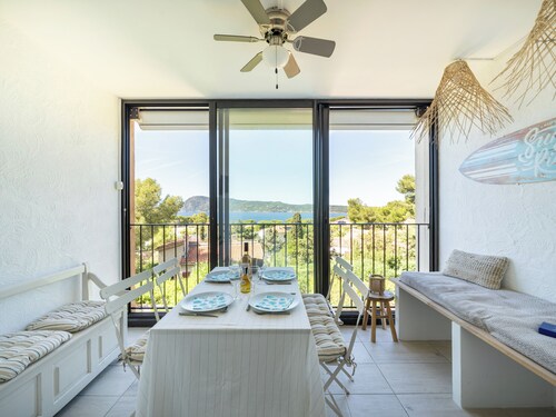 Vue mer imprenable, T3, loggia, 6 pers, piscine, tennis, parking