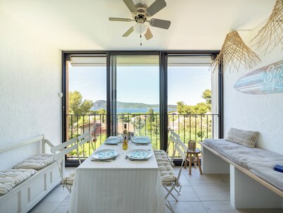 Breathtaking sea view,T3, for 6 , pool,  parking