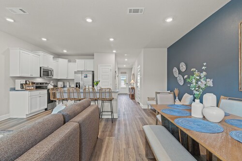 Coastal Family Retreat w/Bikes + Beach Gear, Grill & Short Walk to Beach