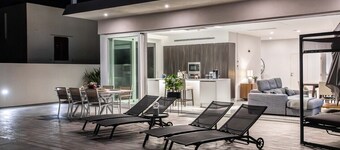 Villa Ixoria with Private Pools by ArcoCollection