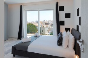 5 chambres, fer et planche à repasser, lit parapluie, Wi-Fi gratuit