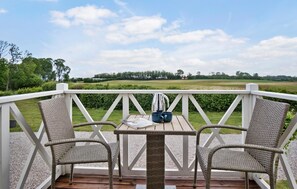 Outdoor dining - Stunning home in Brenderup Fyn (Brenderup Fyn)