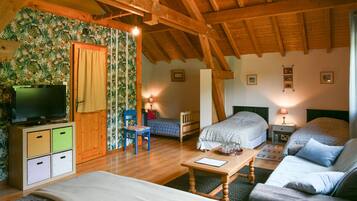 1 chambre, Wi-Fi gratuit, draps fournis