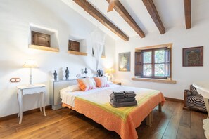 2 makuuhuonetta, ilmainen Wi-Fi, vuodevaatteet