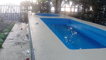 Utomhuspool