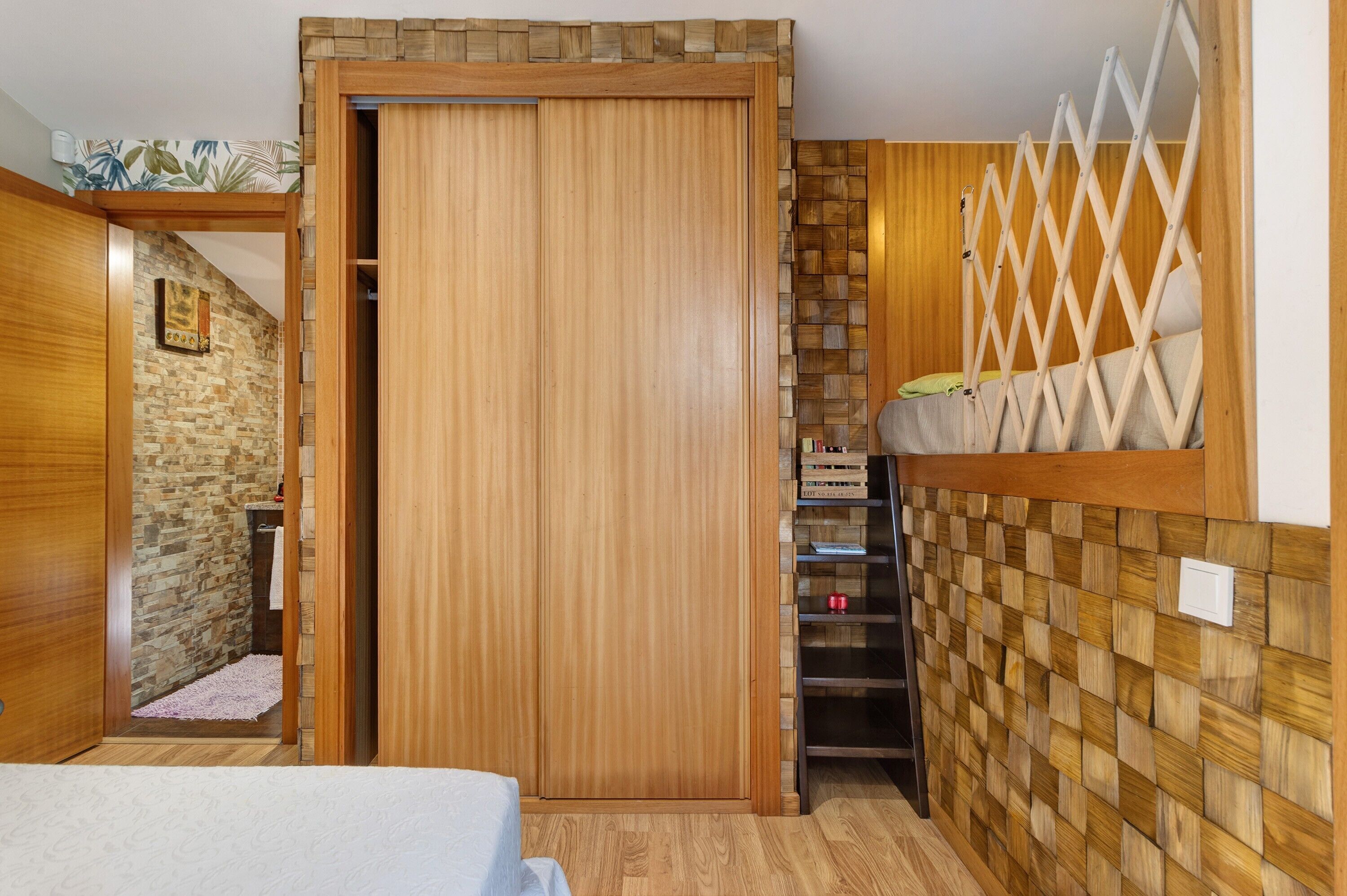 1 bedroom, WiFi (free), bed sheets