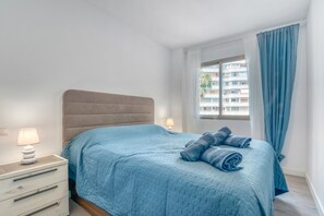 2 bedrooms, iron/ironing board, free WiFi, bed sheets - Apartment 'Familiar En Calpe' with Sea View, Wi-Fi and Air Conditioning (Calp)
