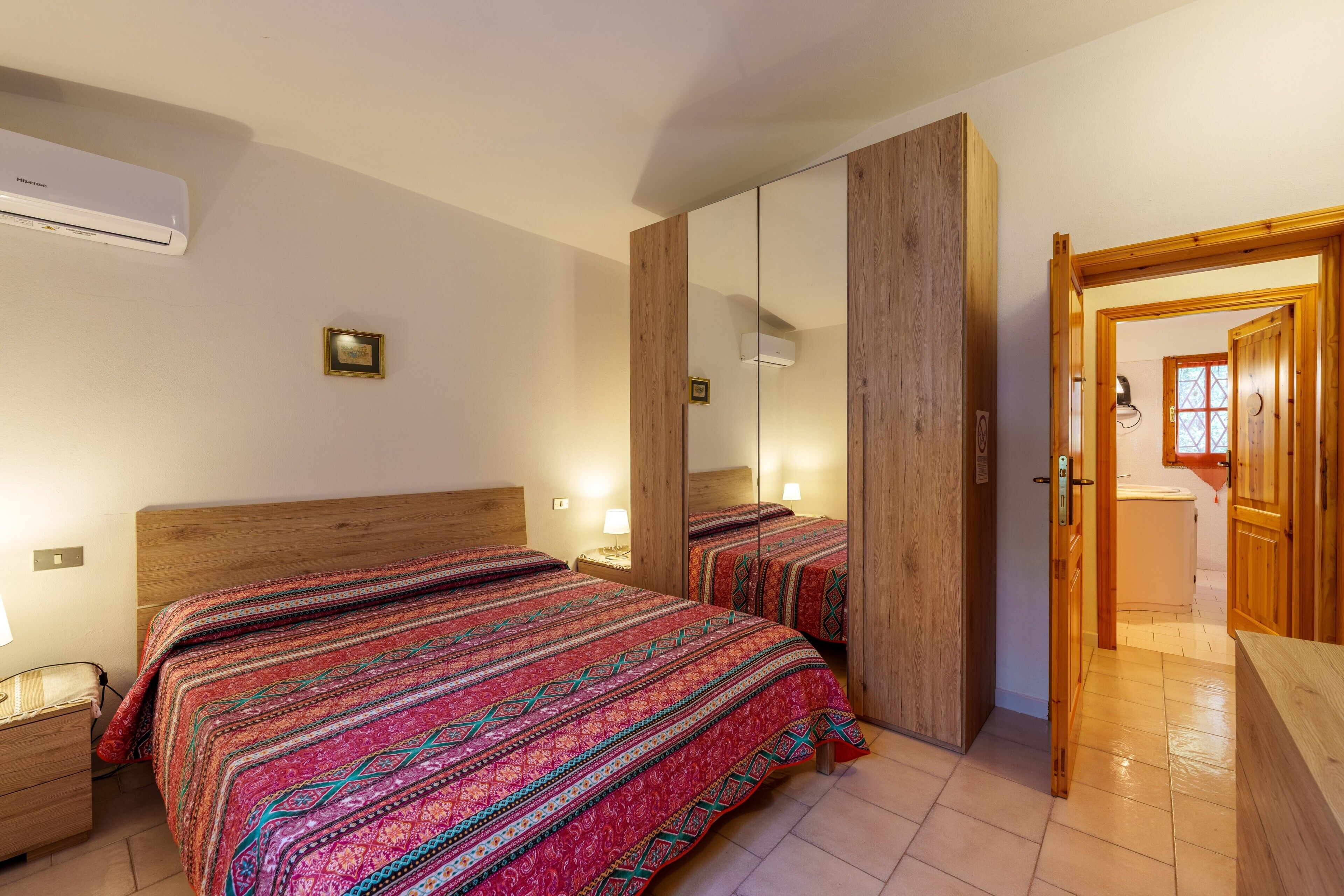 4 Schlafzimmer, Bügeleisen/Bügelbrett, kostenloses WLAN, Bettwäsche