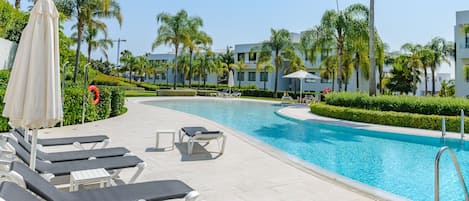 Innenpool, beheizter Pool