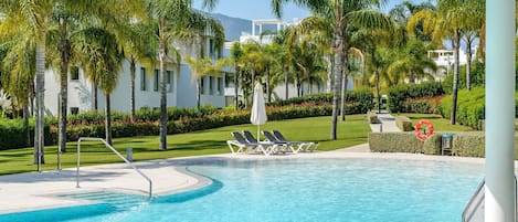 Innenpool, beheizter Pool