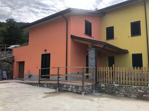 Exterior - Apartment 'Camera 3' with Mountain View, Private Terrace and Wi-Fi (Sasseta)