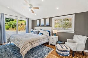 4 slaapkamers, een strijkplank/strijkijzer, wifi, beddengoed