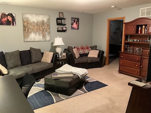 Smart TV, fireplace, DVD player