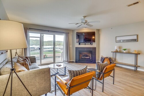 Sunsets & Slips - Waterfront 3BR Condo at Lake of the Ozarks!