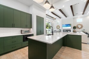 Interior - NEW! Luxe Escape w/ Pool & Spa - Close to Beach (Naples)