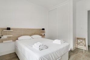 1 bedroom, iron/ironing board, free WiFi, bed sheets