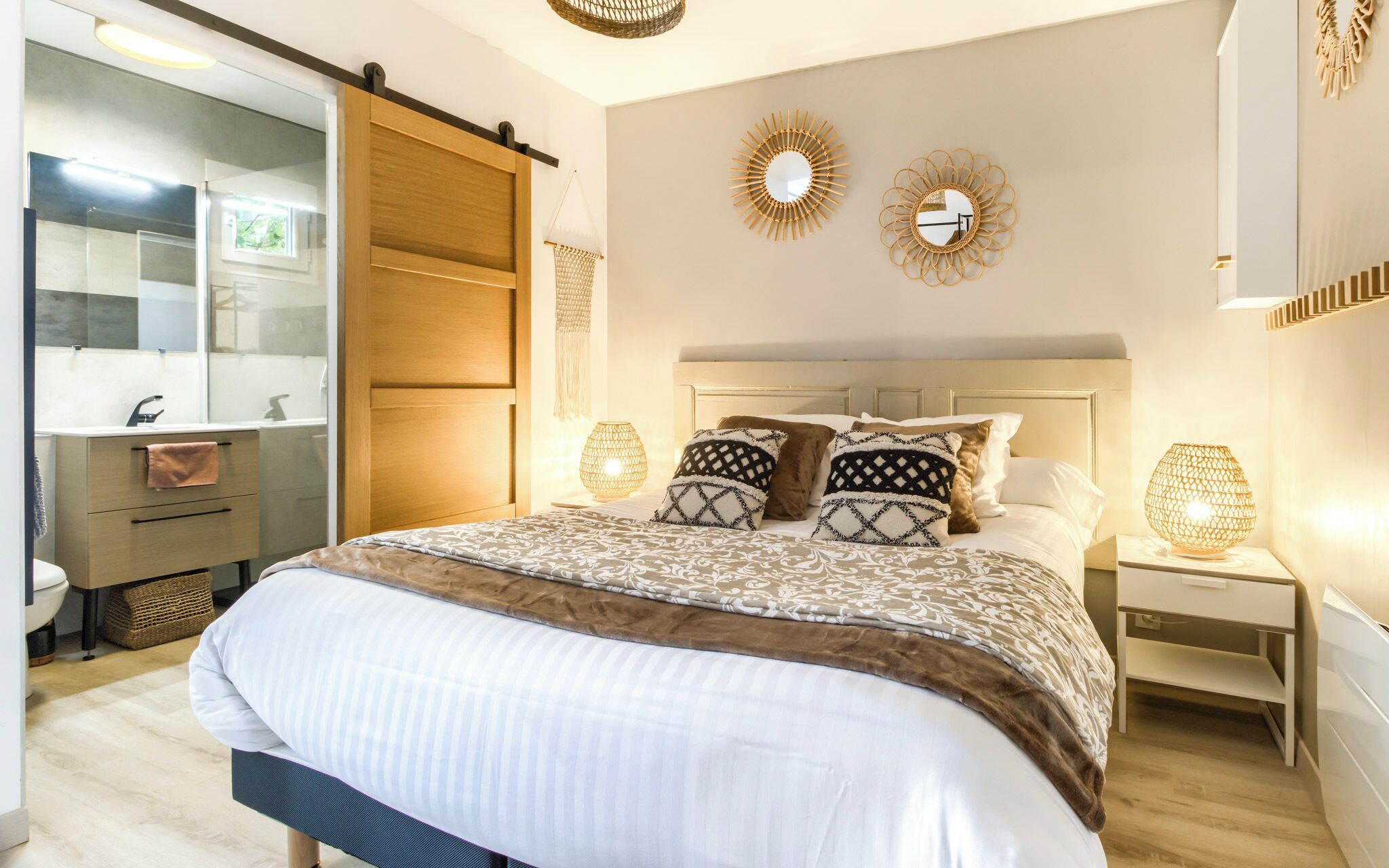 4 Schlafzimmer, Bügeleisen/Bügelbrett, kostenloses WLAN, Bettwäsche