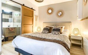 4 chambres, fer et planche à repasser, Wi-Fi gratuit, draps fournis