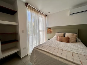 4 chambres, fer et planche à repasser, Wi-Fi, draps fournis