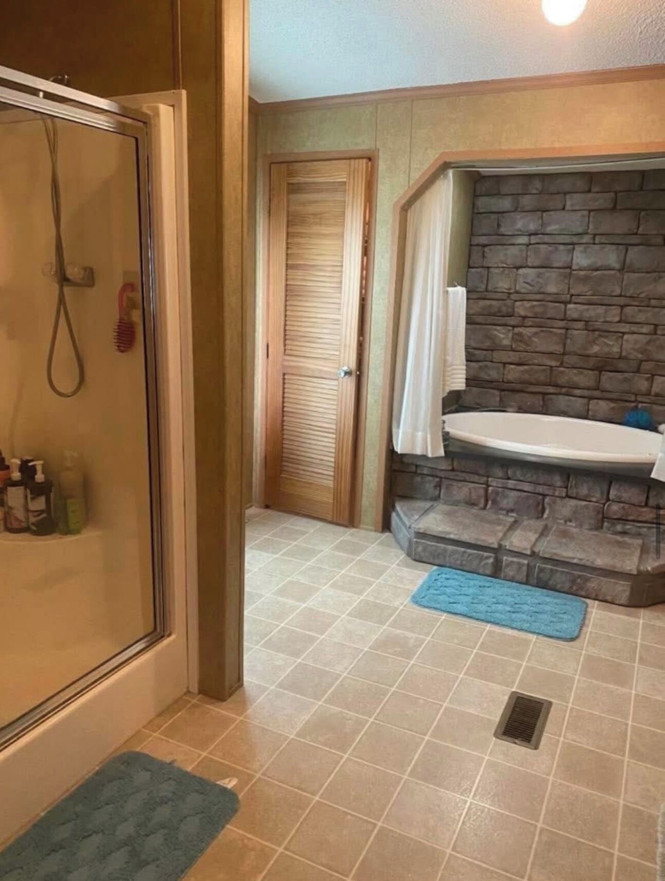 Hair dryer, towels, toilet paper