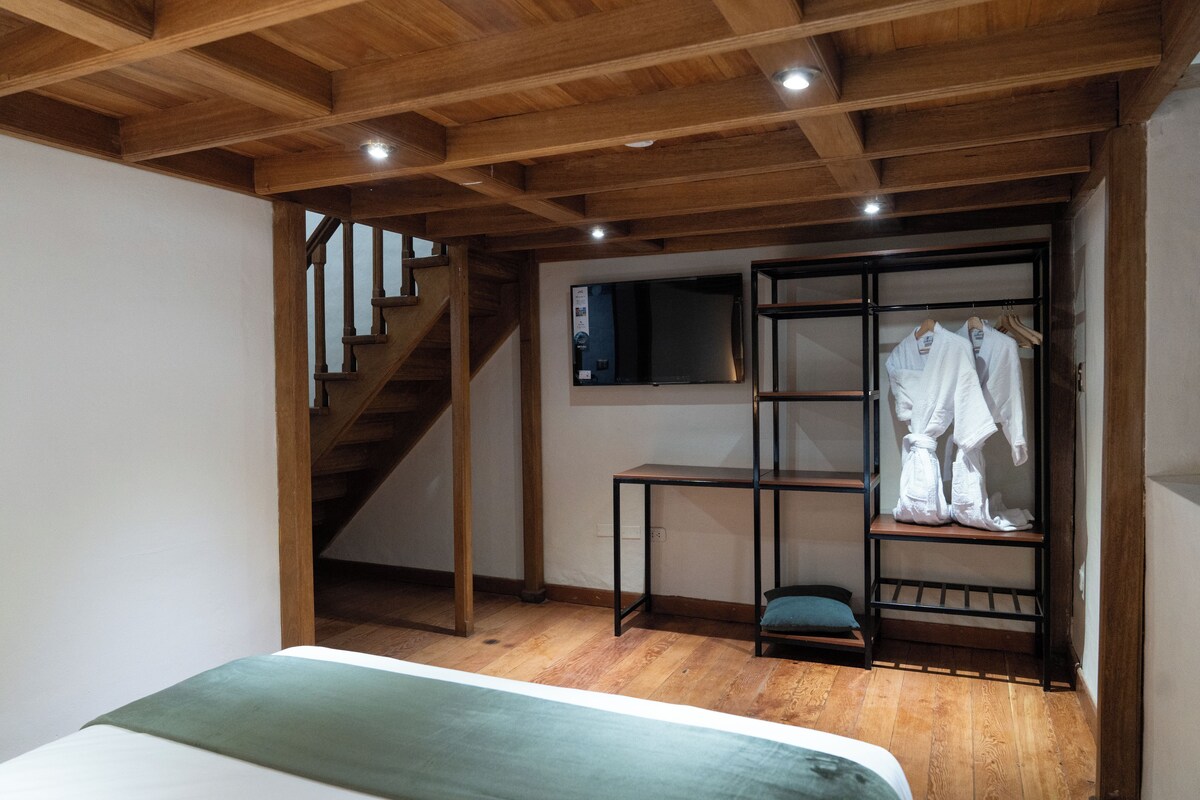 Family Quadruple Room, City View | Desk, laptop workspace, WiFi (free)