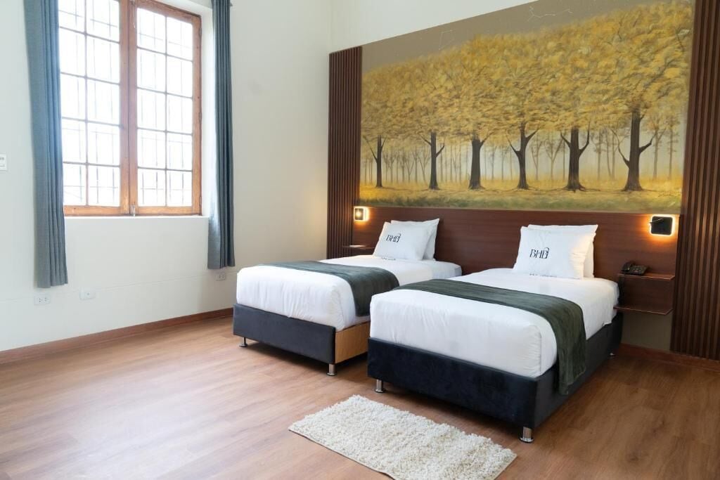 Deluxe Double or Twin Room, City View | Desk, free WiFi