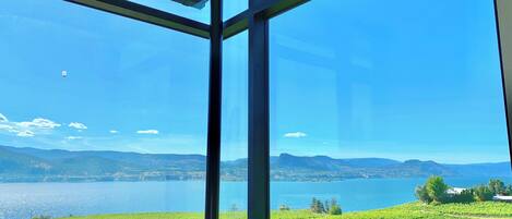 2 Schlafzimmer, Schreibtisch, BĂŒgeleisen/BĂŒgelbrett, kostenloses WLAN