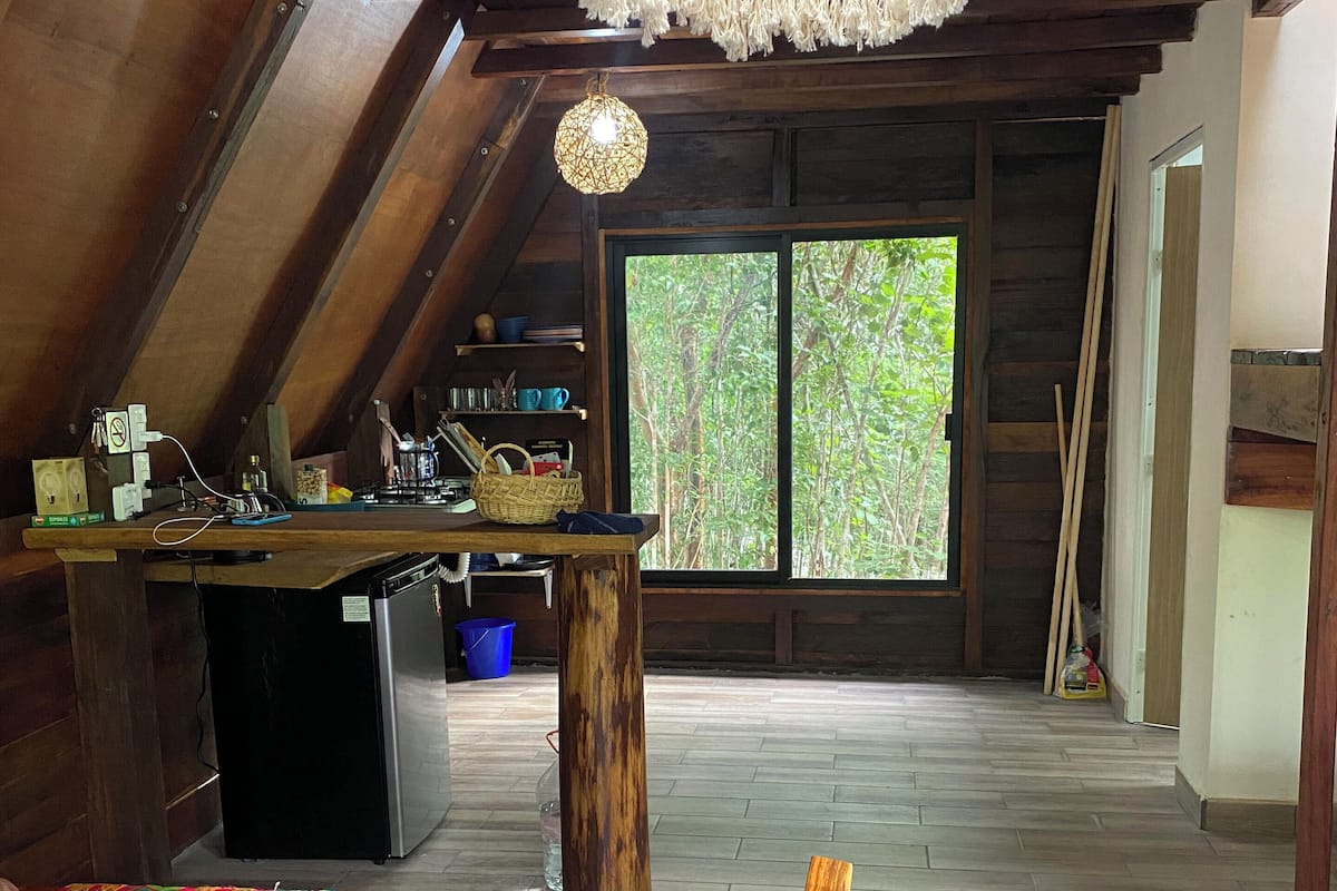 Itzamna #23 | Laptop workspace, WiFi (free)