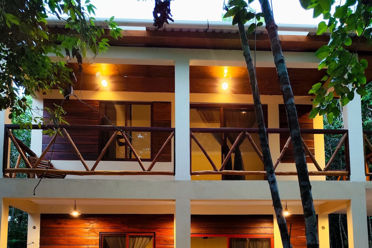 Chanuk #24 | Ruang kerja komputer riba, Wi-fi percuma