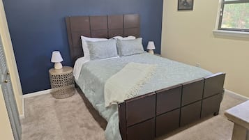 2 bedrooms, WiFi, bed sheets