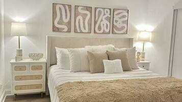 2 bedrooms, desk, iron/ironing board, free WiFi