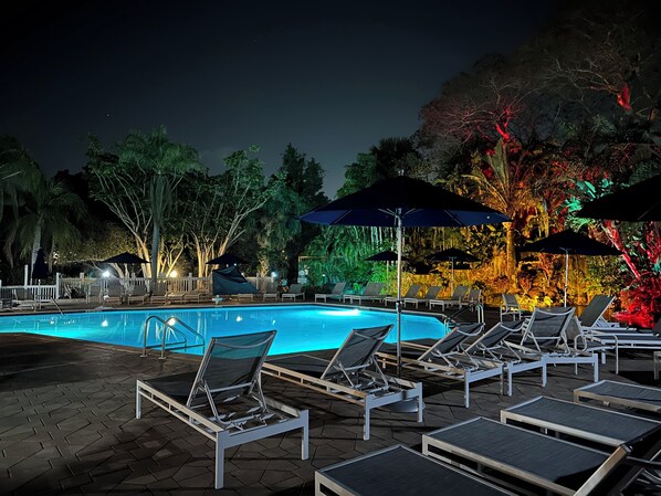 Outdoor pool, a heated pool