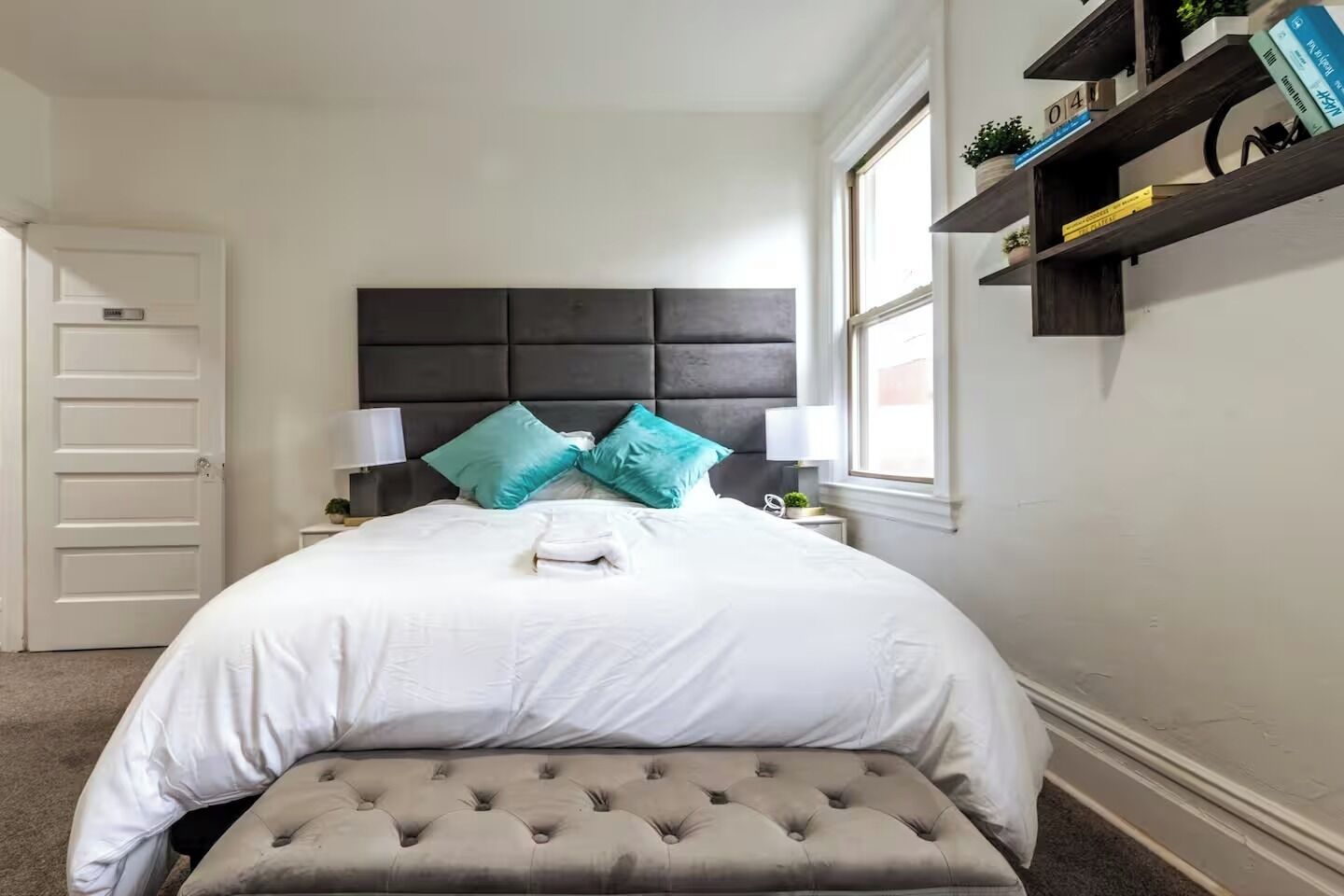 2 bedrooms, desk, free WiFi, bed sheets