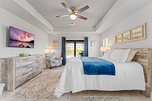 3 habitaciones, escritorio, tabla de planchar con plancha y wifi gratis 