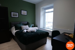 1 bedroom, iron/ironing board, WiFi, bed sheets