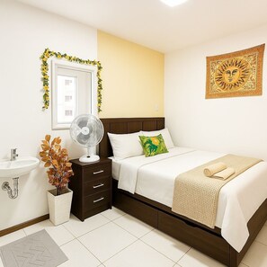 Classic Double Room | Desk, laptop workspace, free WiFi - Kambô Guest House (Sao Paulo)