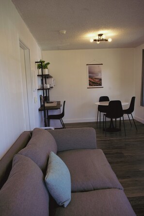 Standard Suite, 1 King Bed with Sofa bed | Living area