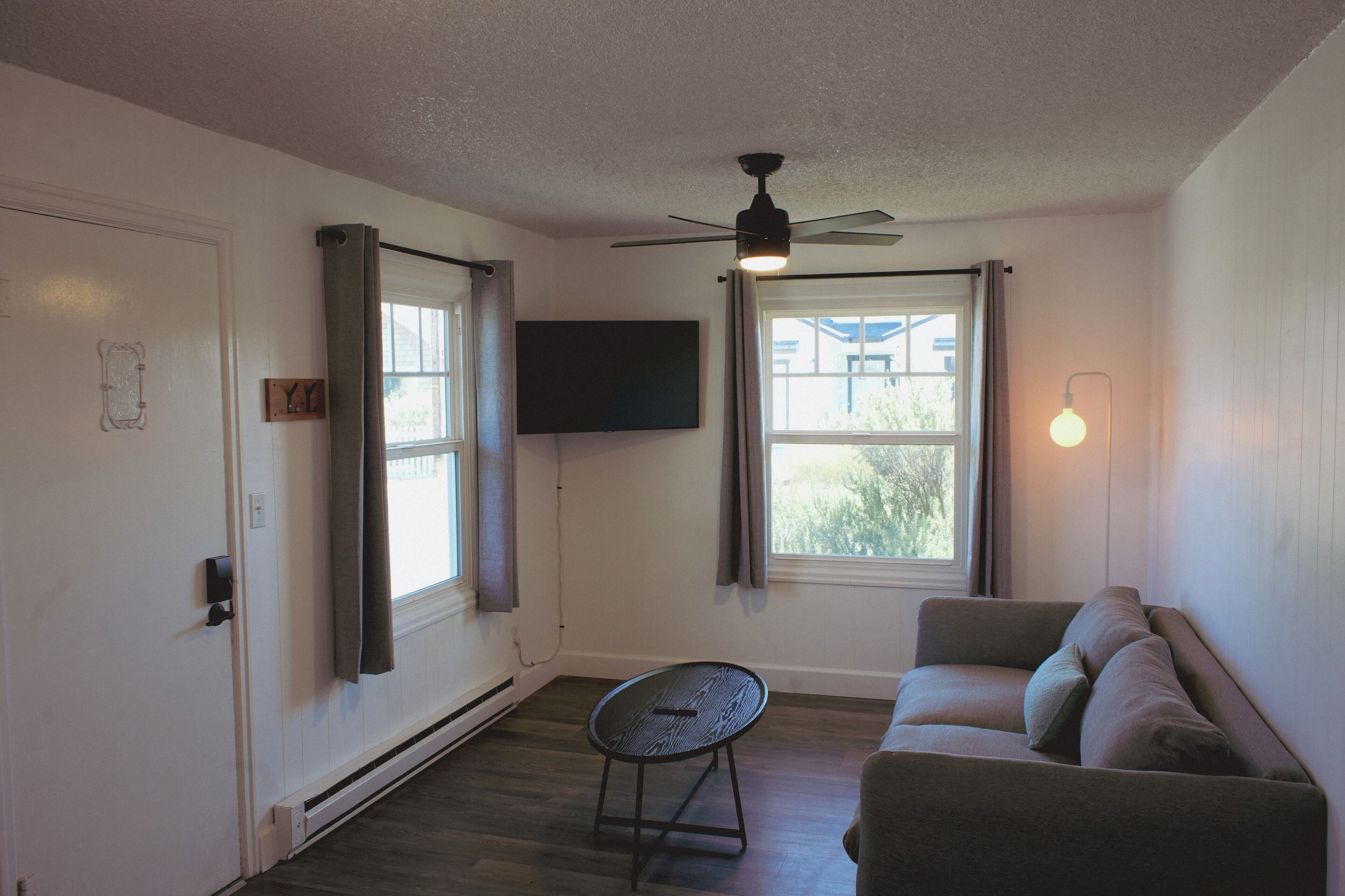 Standard Suite, 1 King Bed with Sofa bed | Living area | 43-inch Smart TV with cable channels