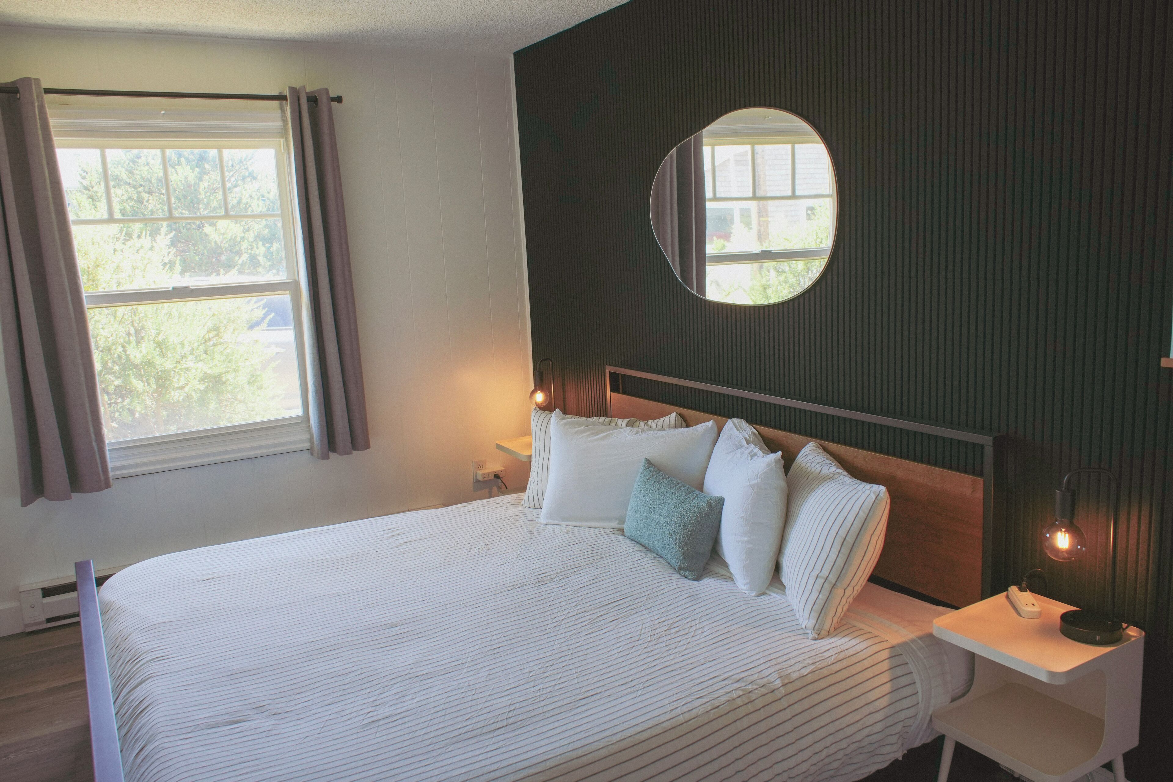 Phòng Tiêu chuẩn, 1 giường cỡ king | Bàn, truy cập Internet không dây miễn phí 