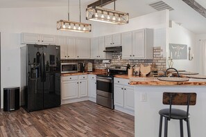 Microwave, oven, stovetop, dishwasher