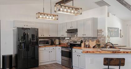 CASA RUSTICA! A POCA distancia de Weeki Wachee, Sugar Mill Country Club ¡y más!