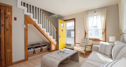 Cozy Coastal Cove II, 2-bedroom apartment with AC, WiFi in welcoming Salisbury