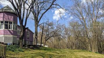 Enceinte de lâhĂ©bergement