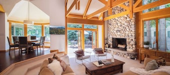 The Creekbend House | Waterfront + Steps to Baldy