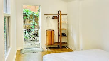 1 chambre, bureau, lit de bébé portatif, Wi-Fi