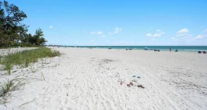 Latitude Adjustment hosted by Beach Retreats Vacation Rentals