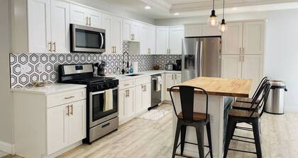 4 bedroom North Port w/ Hot Tub